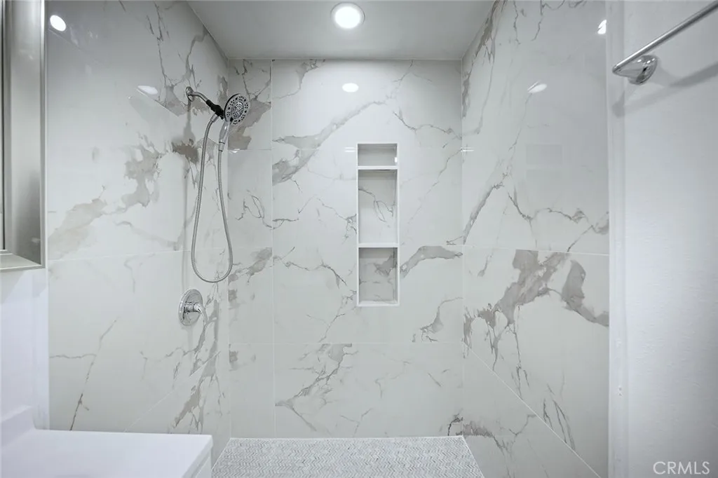 Additional image 19 of 12815 S San Pedro Street, Los Angeles, CA 90061