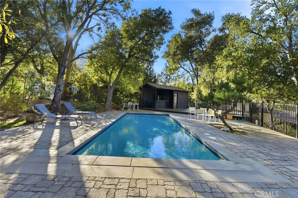 Additional image 26 of 15936 Valley Wood Road, Sherman Oaks, CA 91403