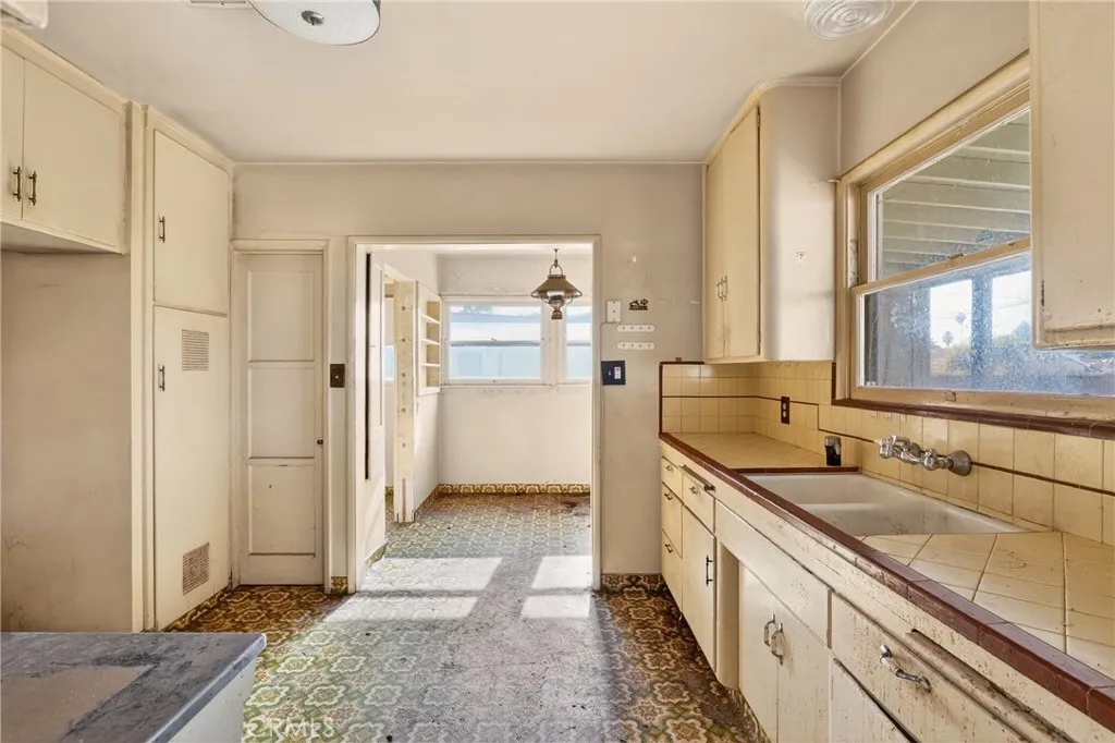 Additional image 9 of 1031 S Pima Avenue, West Covina, CA 91790