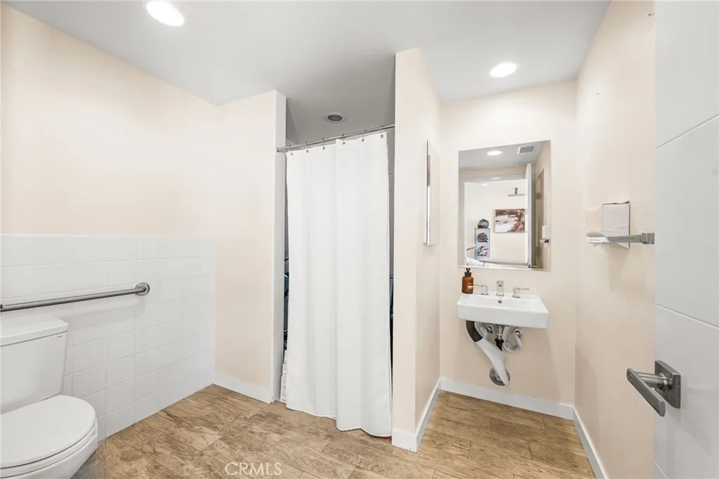 Additional image 40 of 143 Mercer, Costa Mesa, CA 92627