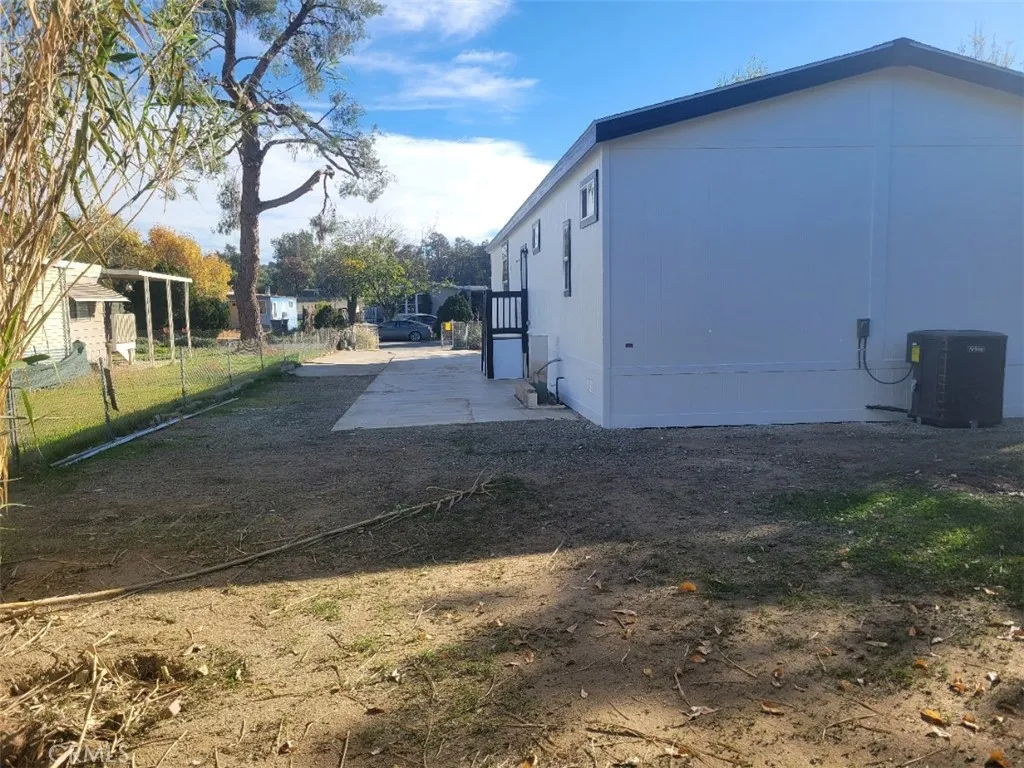 Additional image 18 of 25177 Avenida Valencia, Homeland, CA 92548