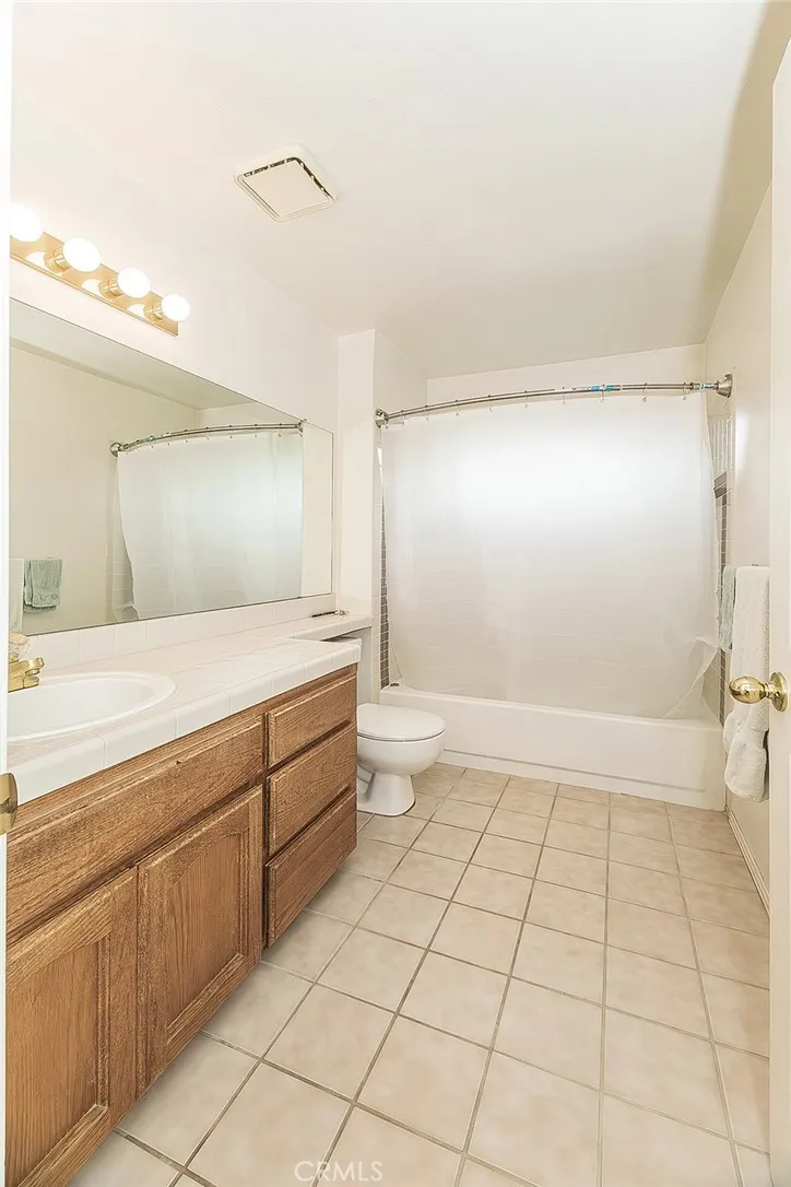 Additional image 75 of 9659 N Shenandoah Ln, Fresno, CA 93720