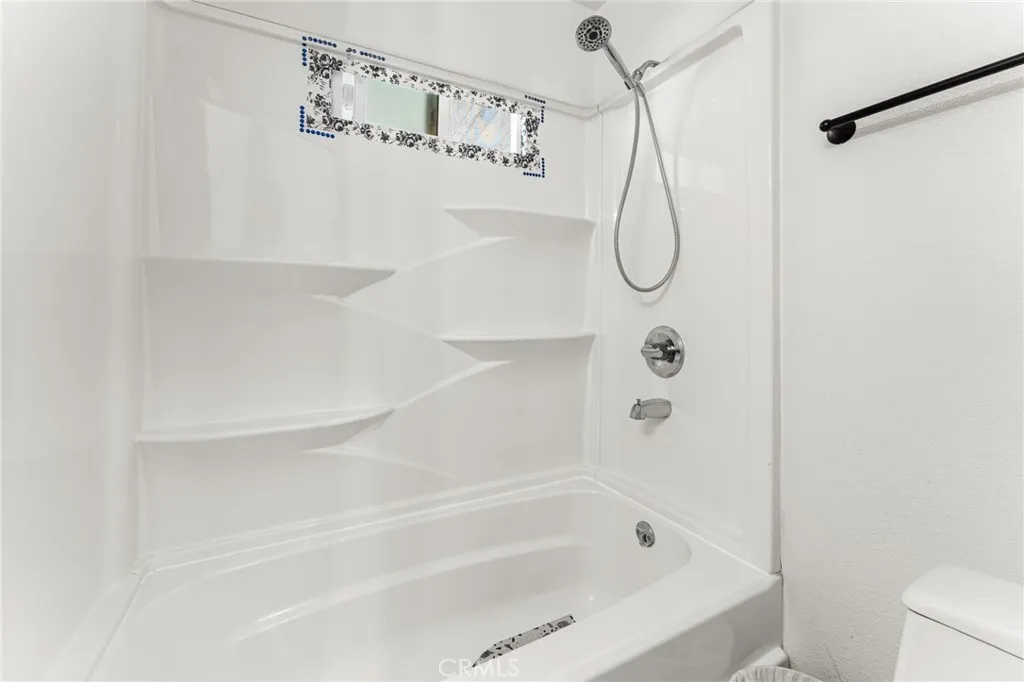 Additional image 12 of 1380 N Citrus #g17 Ave, Covina, CA 91722