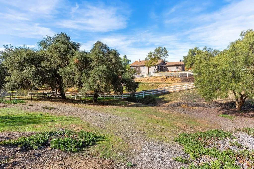 Additional image 45 of 11106 Calgary Way, Valley Center, CA 92082