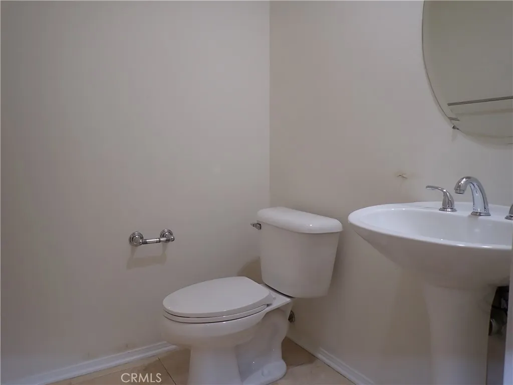 Additional image 35 of 55 Essex Ln, Irvine, CA 92620