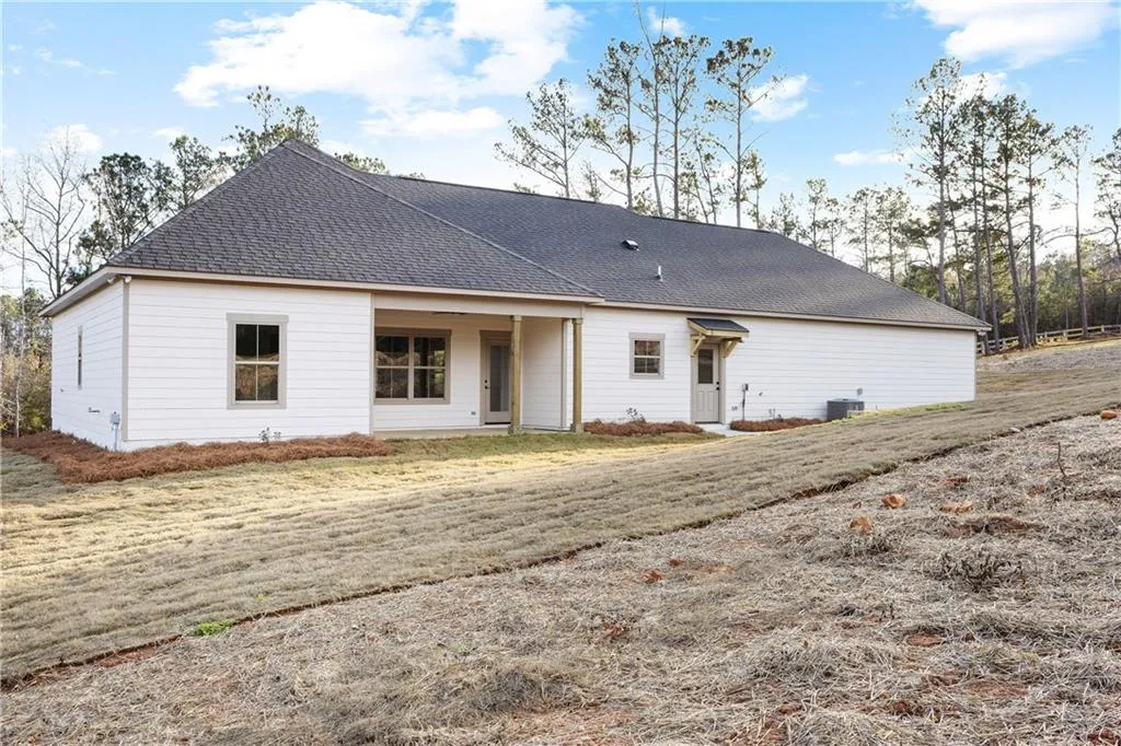 Property image for 1043 Lee Road 315, Smiths Station, AL 36877
