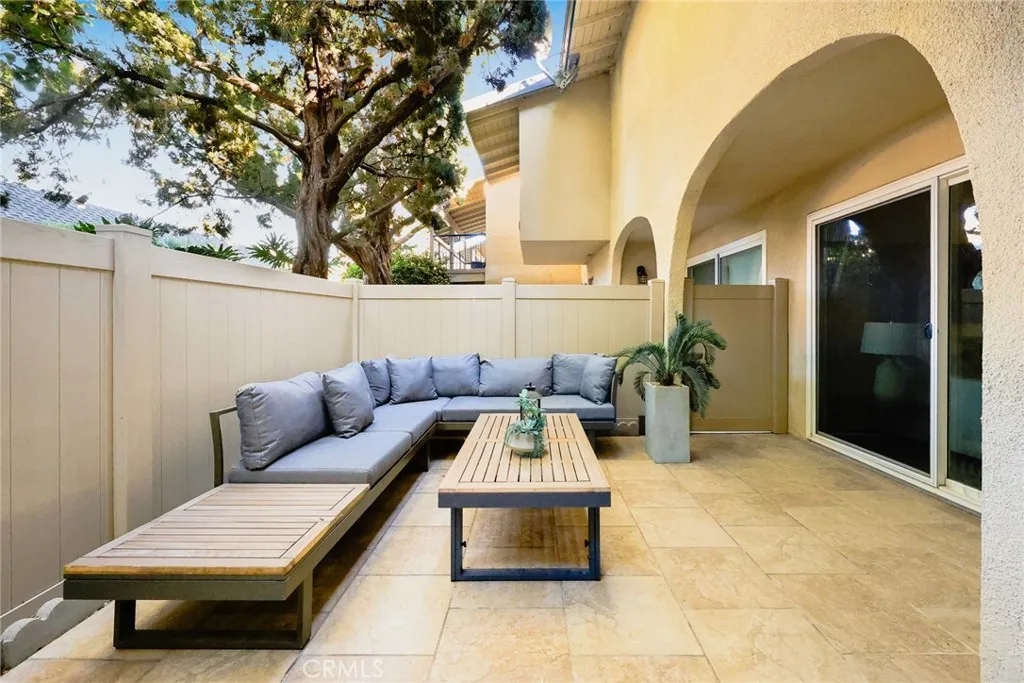 Additional image 3 of 2441 Loma Vista St, Pasadena, CA 91104