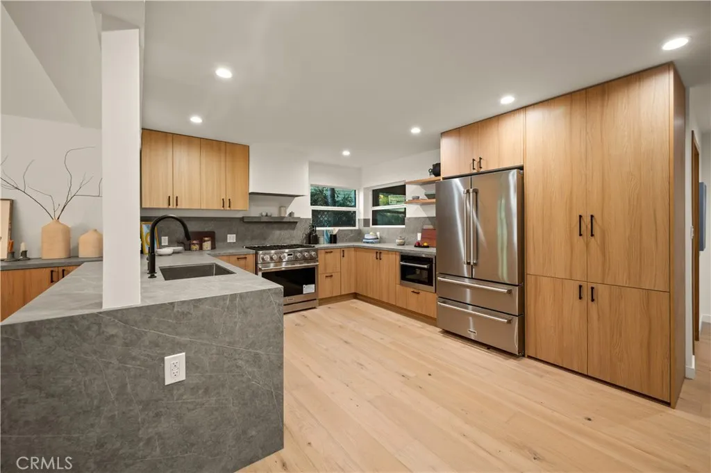 Additional image 33 of 3947 Sumac Drive, Sherman Oaks, CA 91403