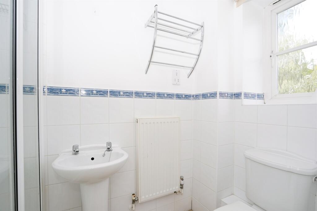 Additional image 11 of Canonsfield Road, WELWYN