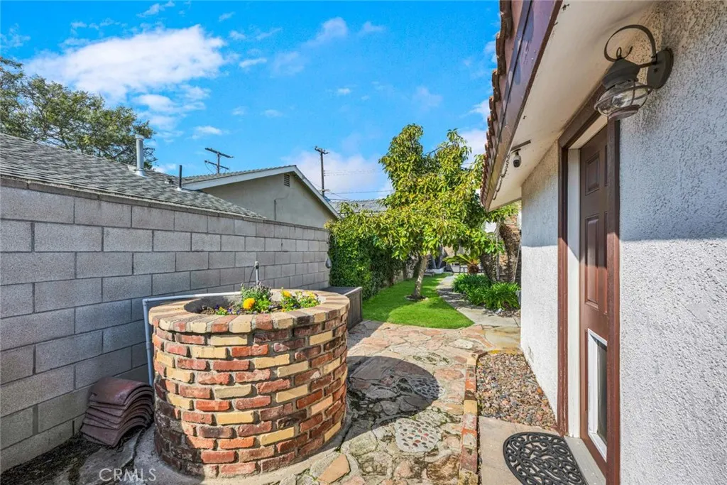 Additional image 38 of 8021 Sterling Dr, Huntington Beach, CA 92646