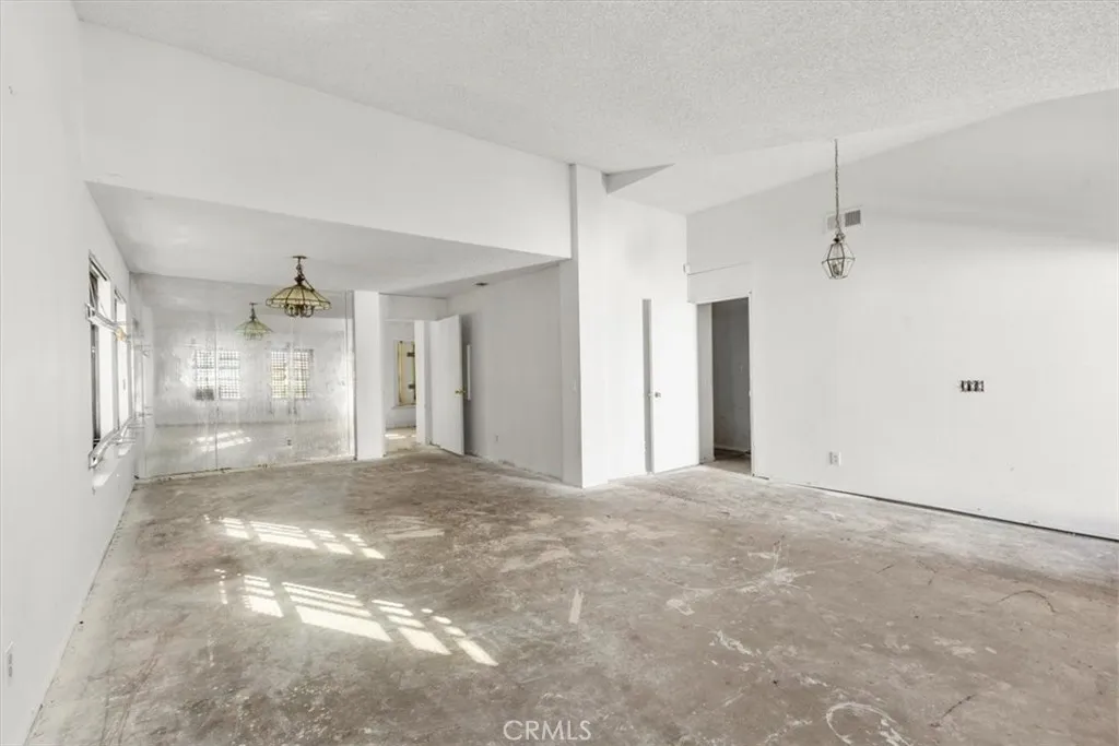 Additional image 15 of 13511 Mountain Drive, Hesperia, CA 92344