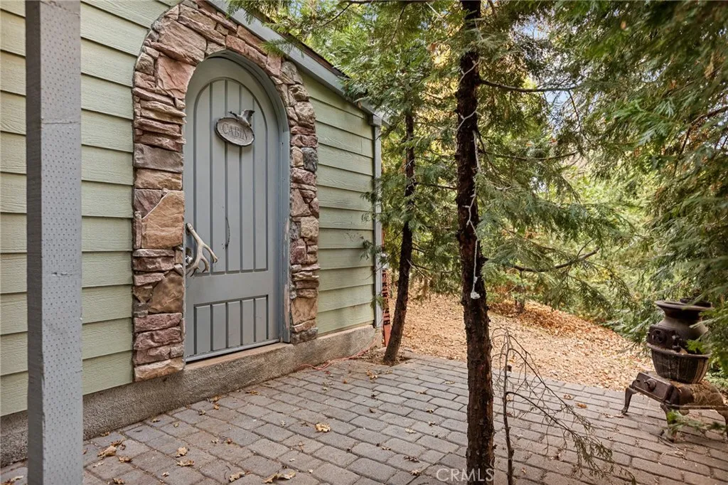 Additional image 48 of 196 Ponderosa Dr, Cedar Glen, CA 92321