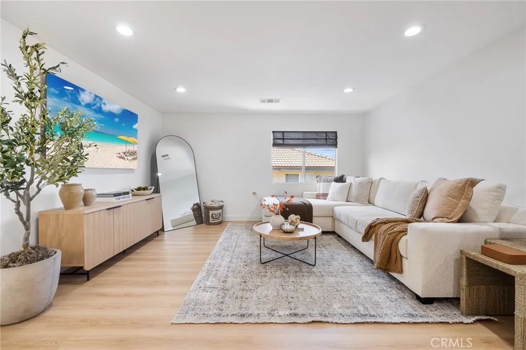 Additional image 76 of 21174 Lone Star Way, Saugus, CA 91390