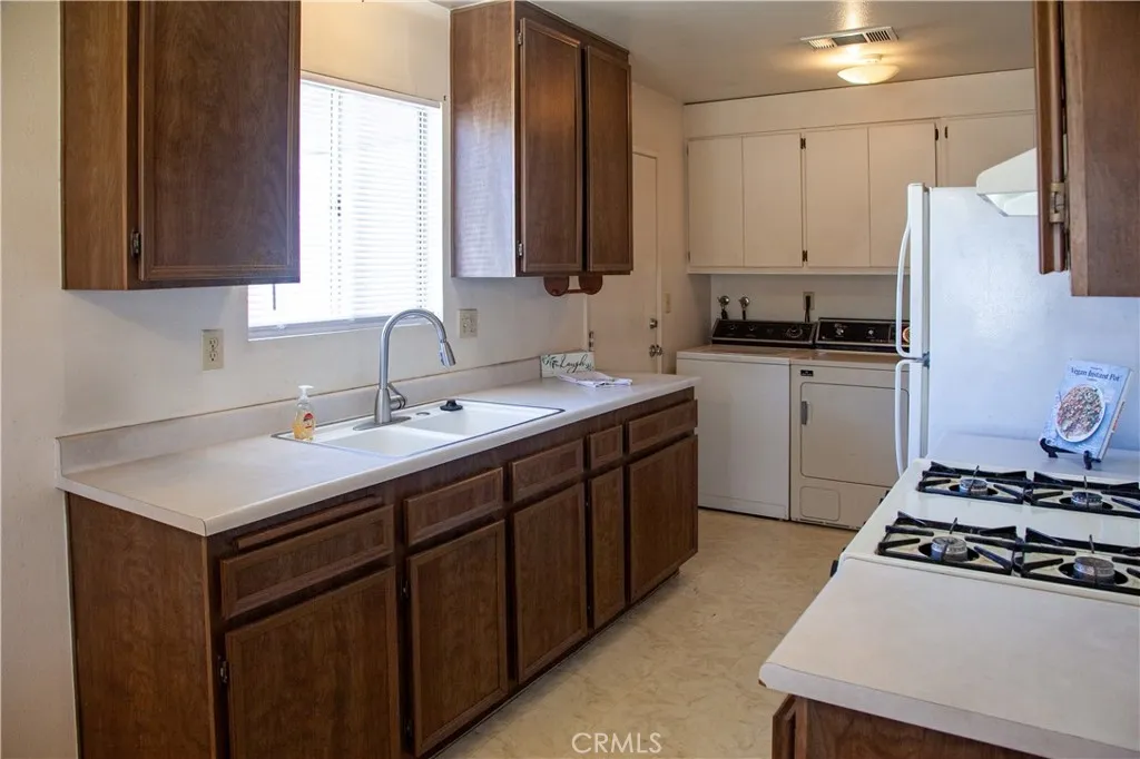 Additional image 8 of 424 Tierra Baja Way, Hemet, CA 92545