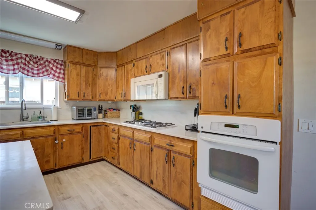 Additional image 10 of 602 E Bunny Ave, Santa Maria, CA 93454