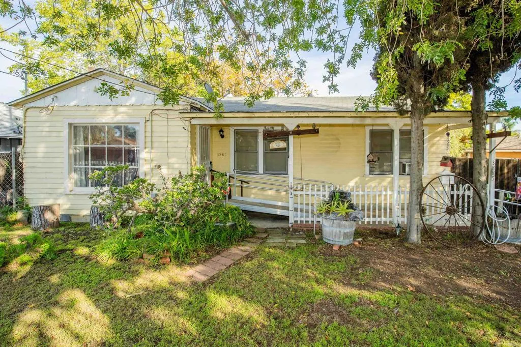 Additional image 2 of 3885 King Street, La Mesa, CA 91941