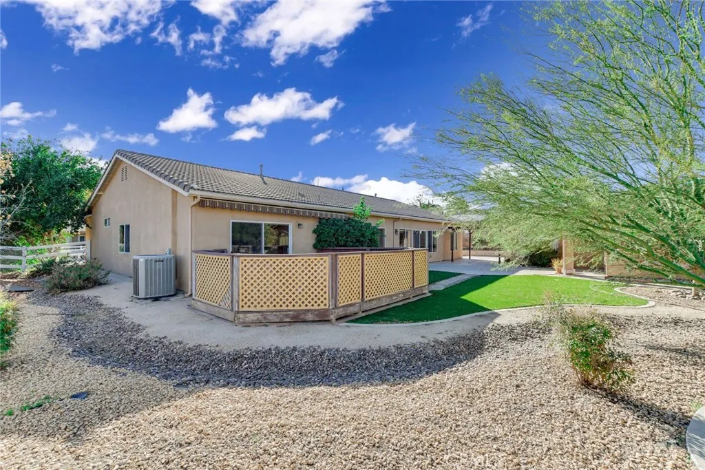 Additional image 106 of 1075 Charles Street, Banning, CA 92220