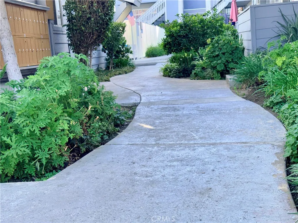 Additional image 35 of 20930 Parthenia Street Unit 216, Canoga Park, CA 91304