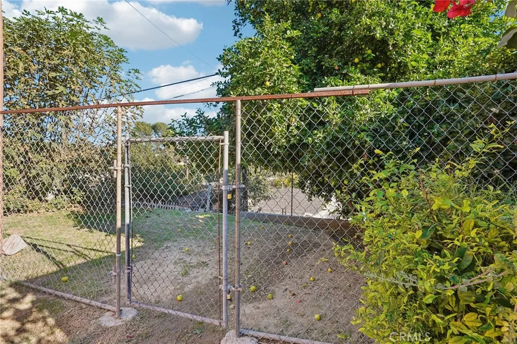 Additional image 22 of 1046 N Bonnie Beach Place, Los Angeles, CA 90063