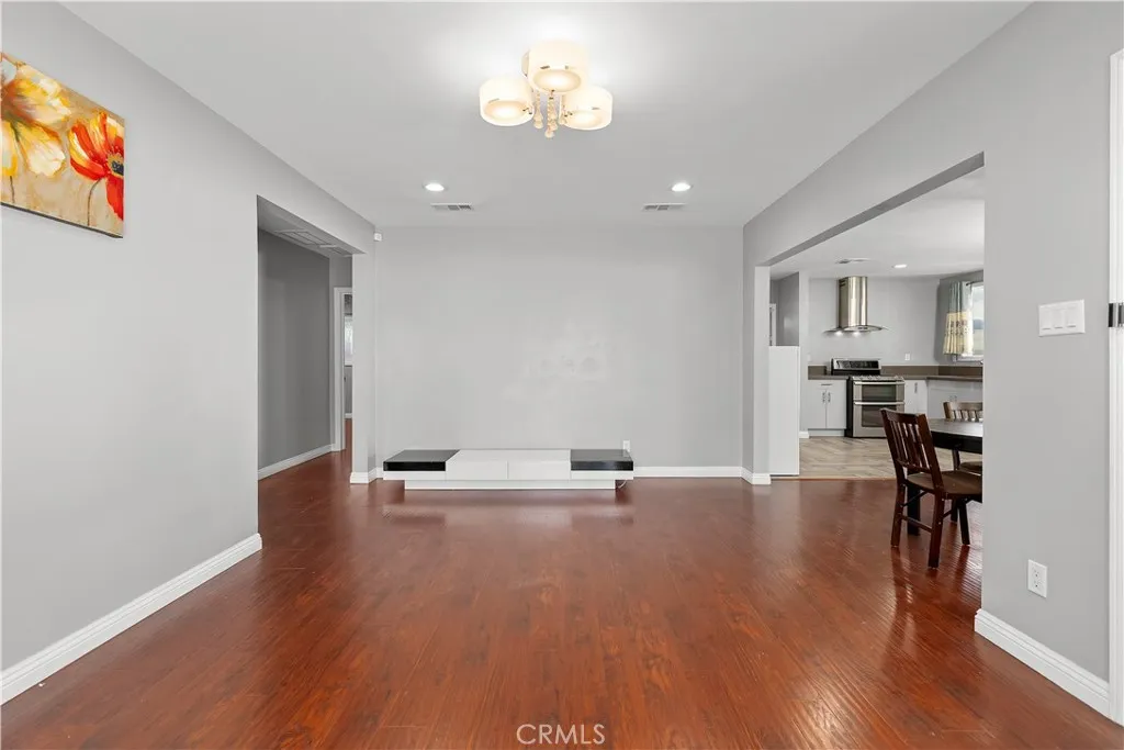 Additional image 23 of 4512 W Watkins Way, Santa Ana, CA 92704