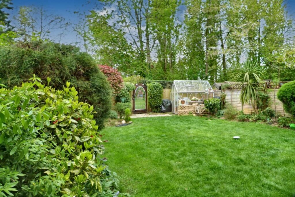 Additional image 16 of Stirling Way, Welwyn Garden City