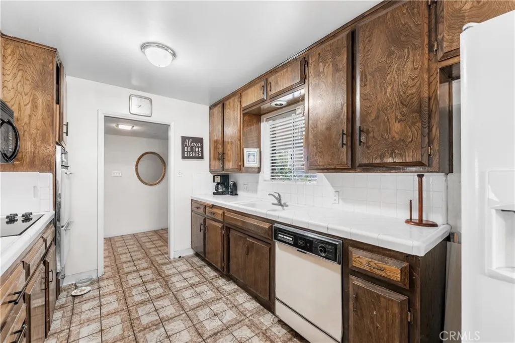 Additional image 28 of 4308 Charter Oaks Ave, Bakersfield, CA 93309