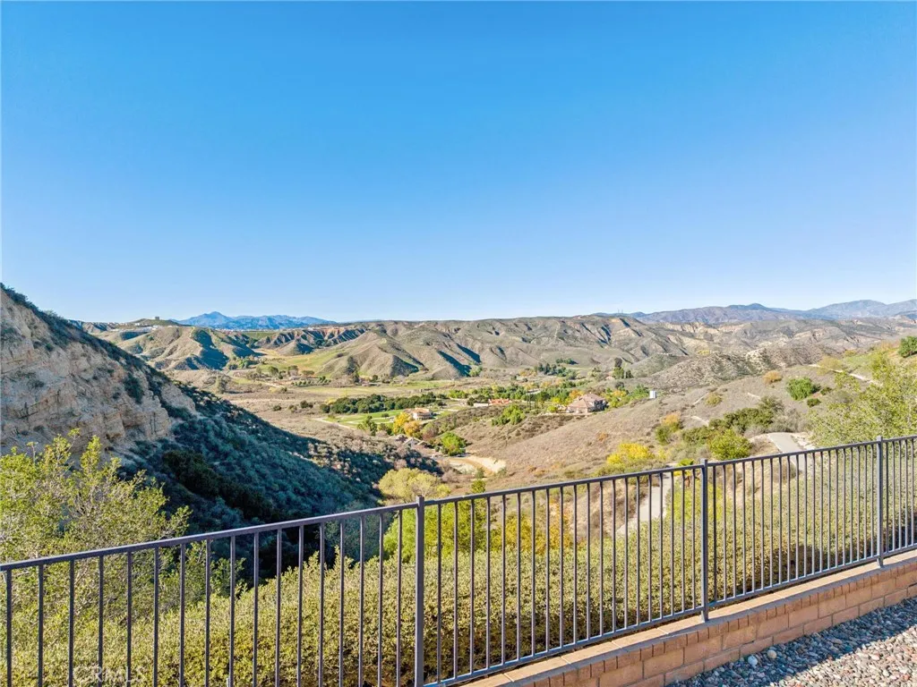 Additional image 82 of 22939 Raintree Lane, Saugus, CA 91390