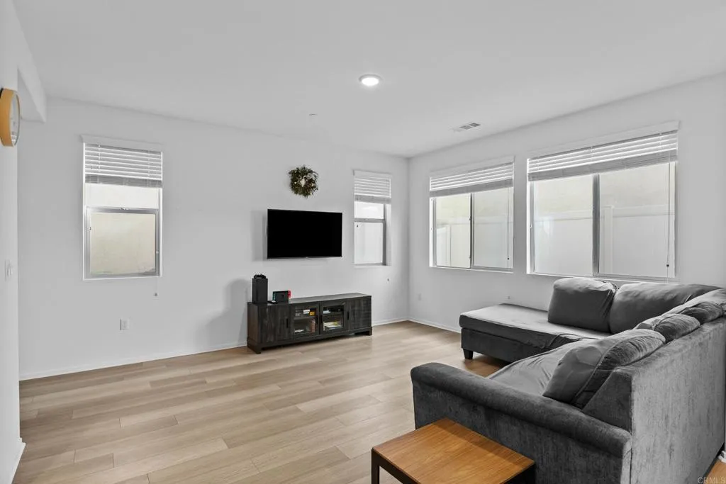 Additional image 8 of 31589 Wieck Road, Winchester, CA 92596