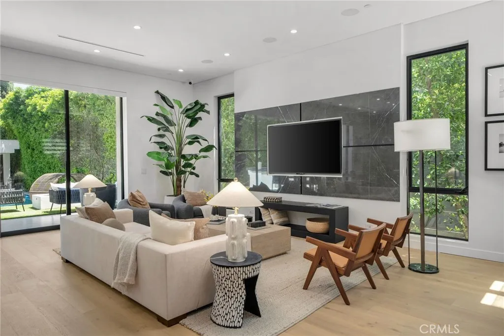 Additional image 72 of 15231 Greenleaf Street, Sherman Oaks, CA 91403