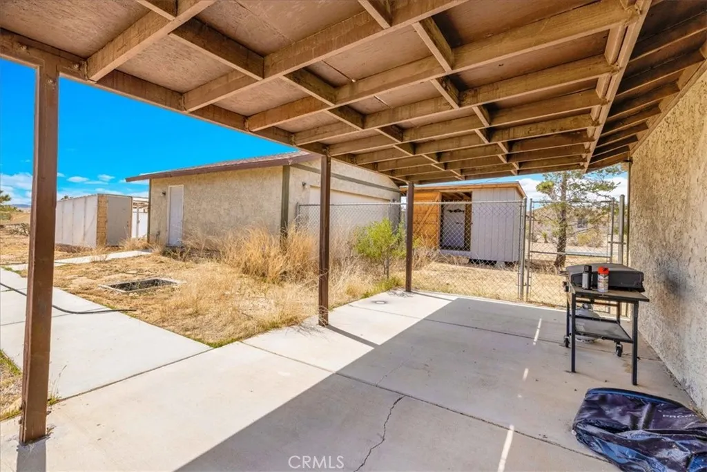 Additional image 64 of 58331 Caliente Street, Yucca Valley, CA 92284