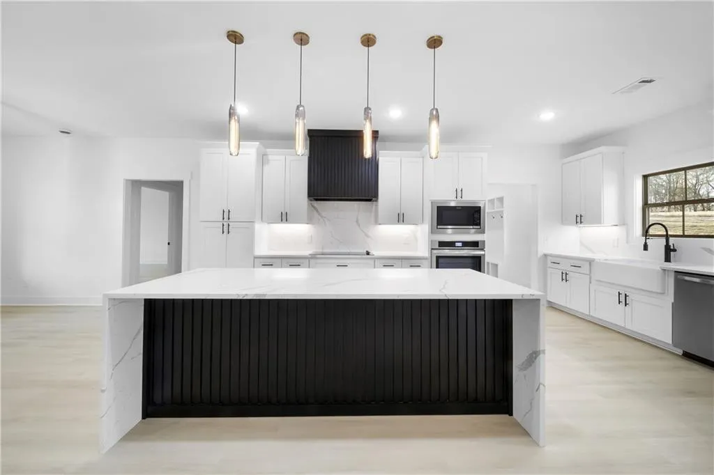 Additional image 43 of 1043 Lee Road 315, Smiths Station, AL 36877