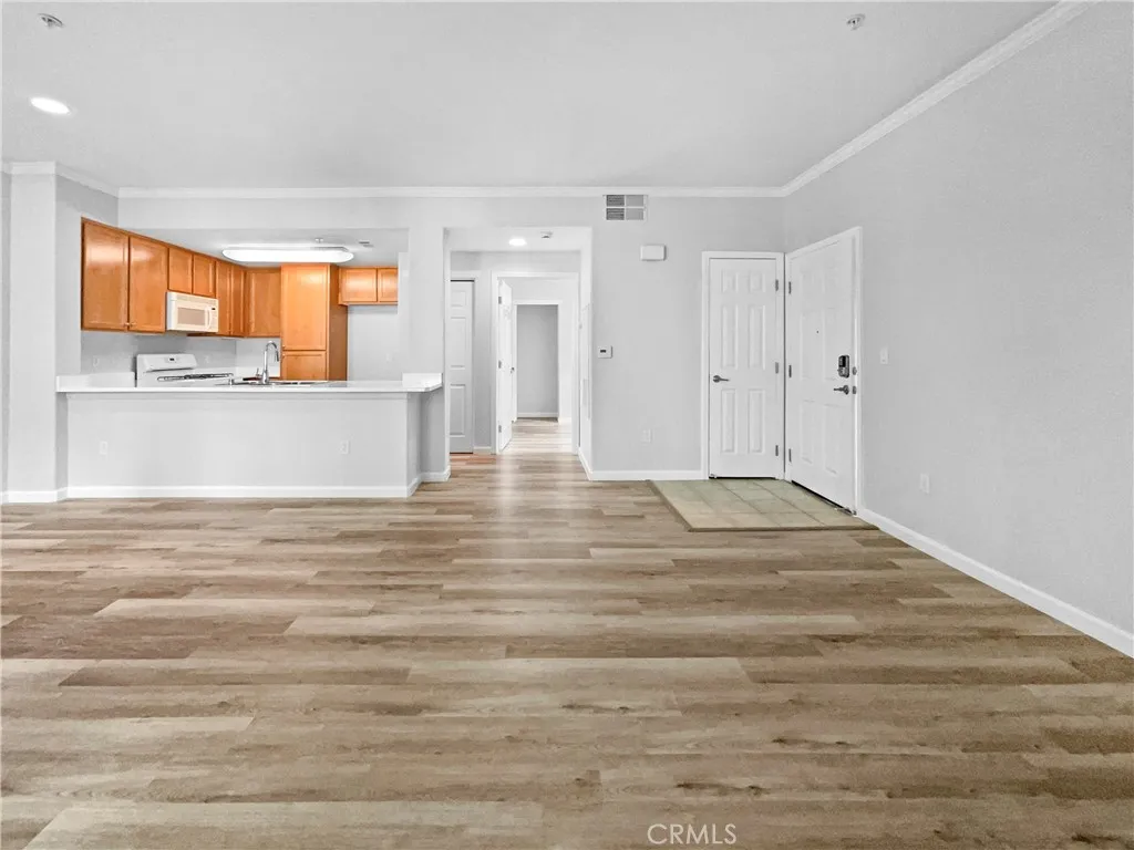 Additional image 6 of 5201 Laguna Oaks Dr, Elk Grove, CA 95758