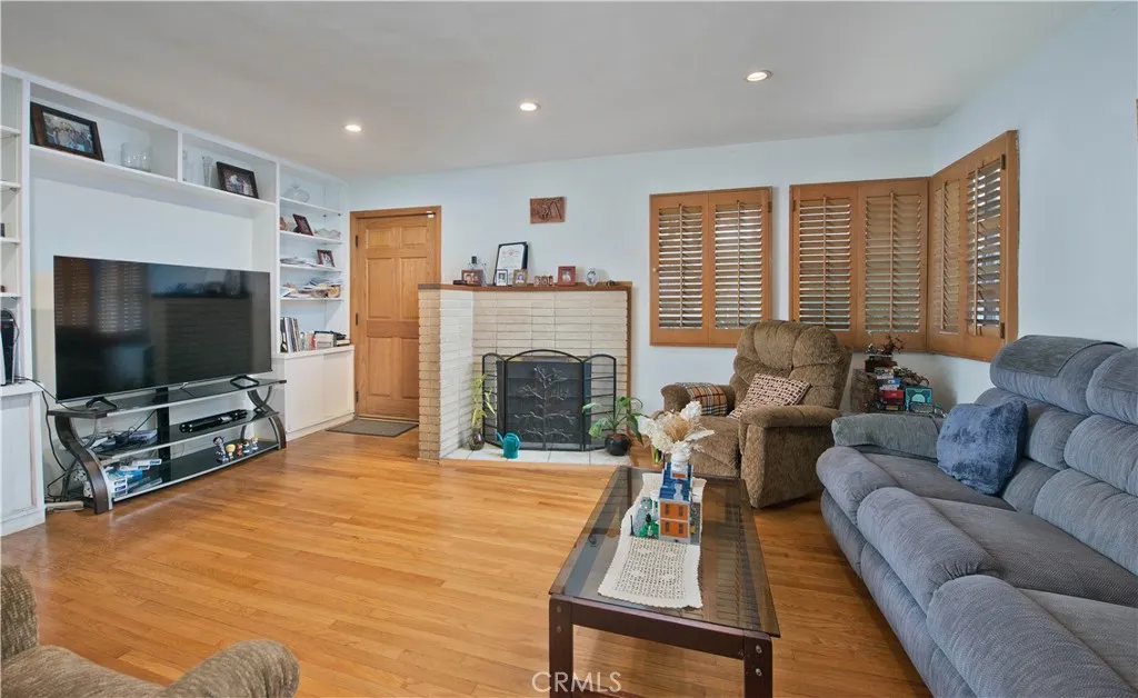 Additional image 36 of 10851 Woodbine, Los Angeles, CA 90034