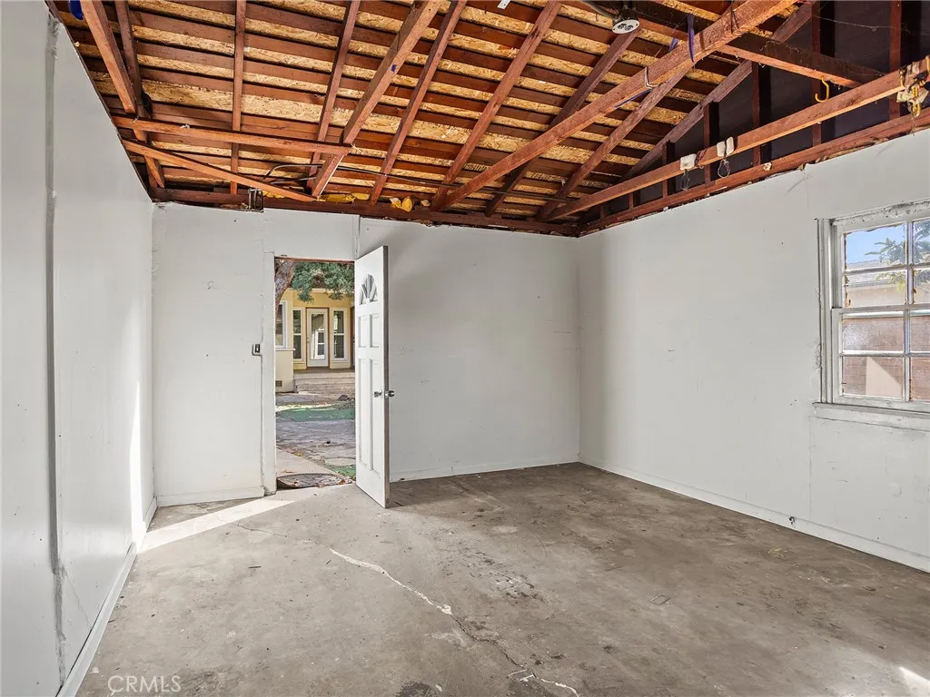 Additional image 73 of 207 W Ash Avenue, Burbank, CA 91502