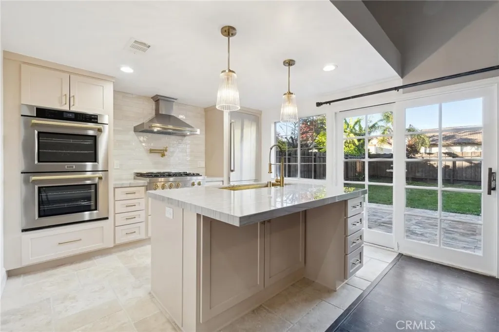 Additional image 60 of 19725 Collins Road, Canyon Country, CA 91351