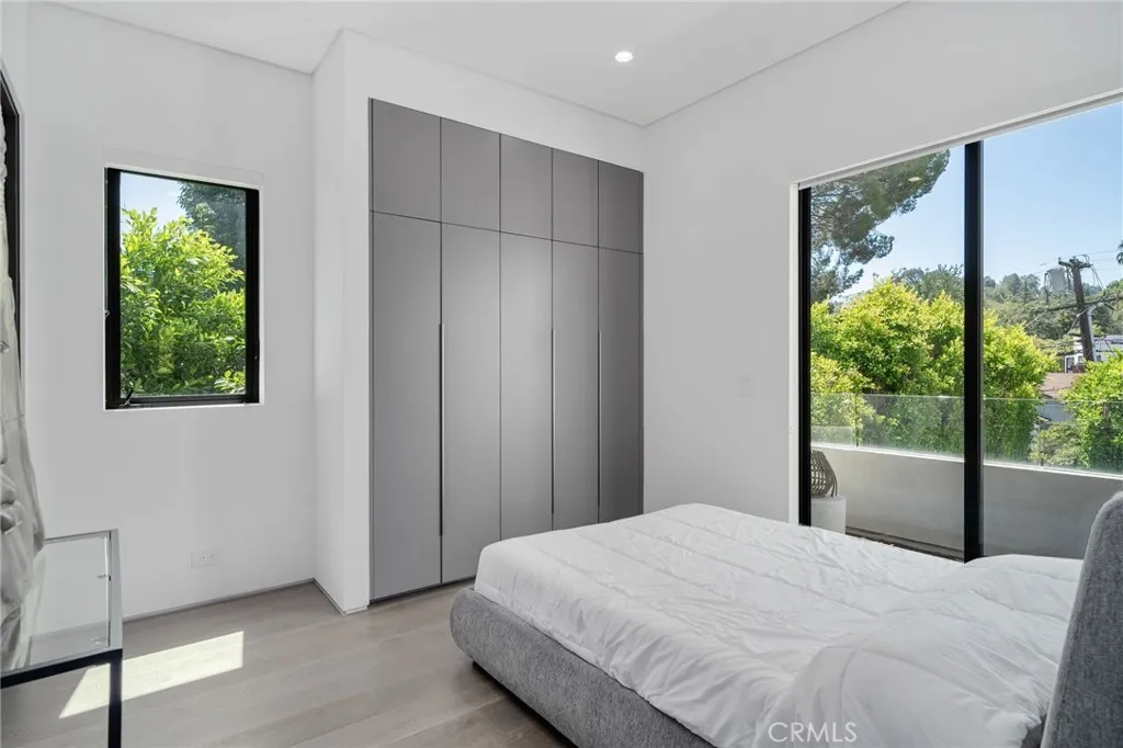 Additional image 41 of 15231 Greenleaf Street, Sherman Oaks, CA 91403