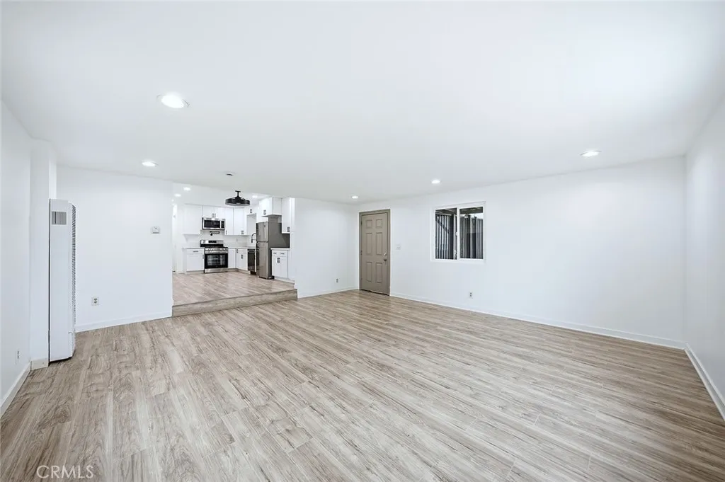 Additional image 38 of 12815 S San Pedro Street, Los Angeles, CA 90061