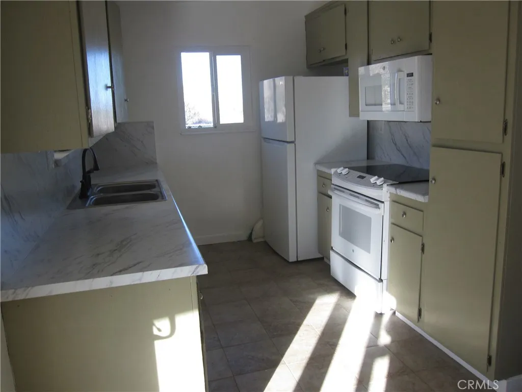 Additional image 19 of 5954 Valley View Street, Joshua Tree, CA 92252