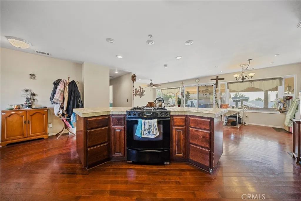 Additional image 32 of 1607 Echo Drive, San Bernardino, CA 92404