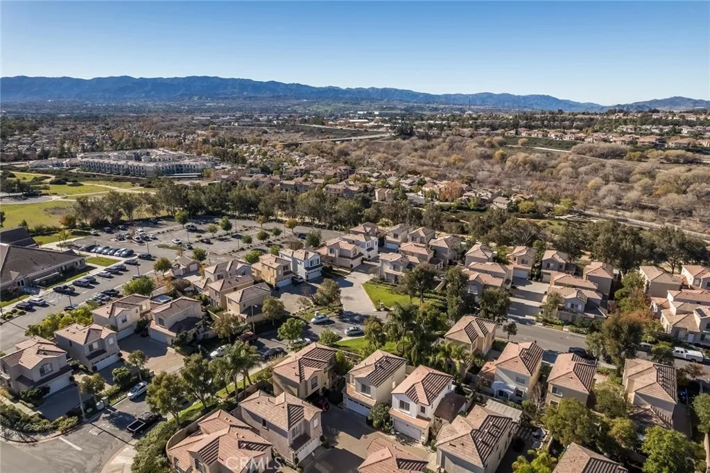 Additional image 130 of 27839 Skycrest Circle Unit 9, Valencia, CA 91354