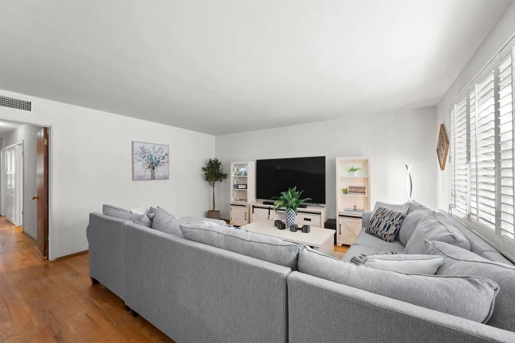 Additional image 9 of 244 Carter, El Cajon, CA 92020