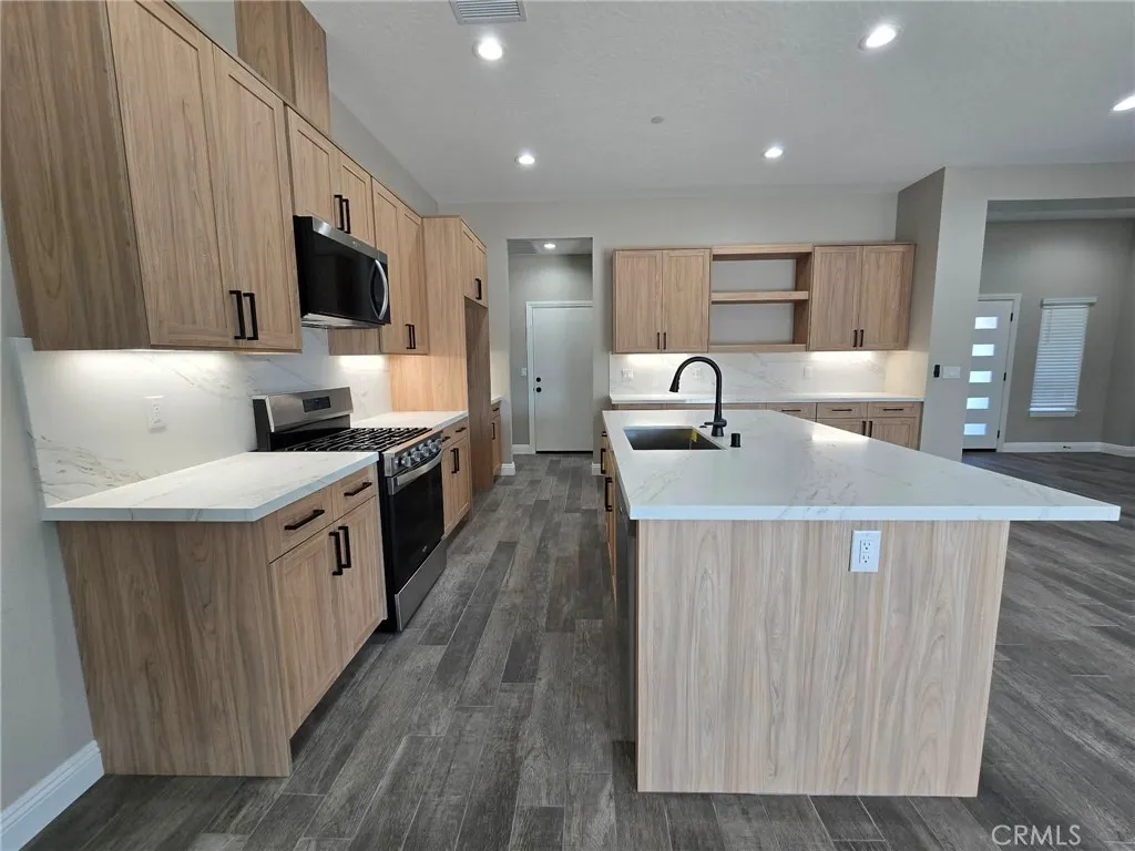 Additional image 35 of 20401 Tonawanda Road, Apple Valley, CA 92307