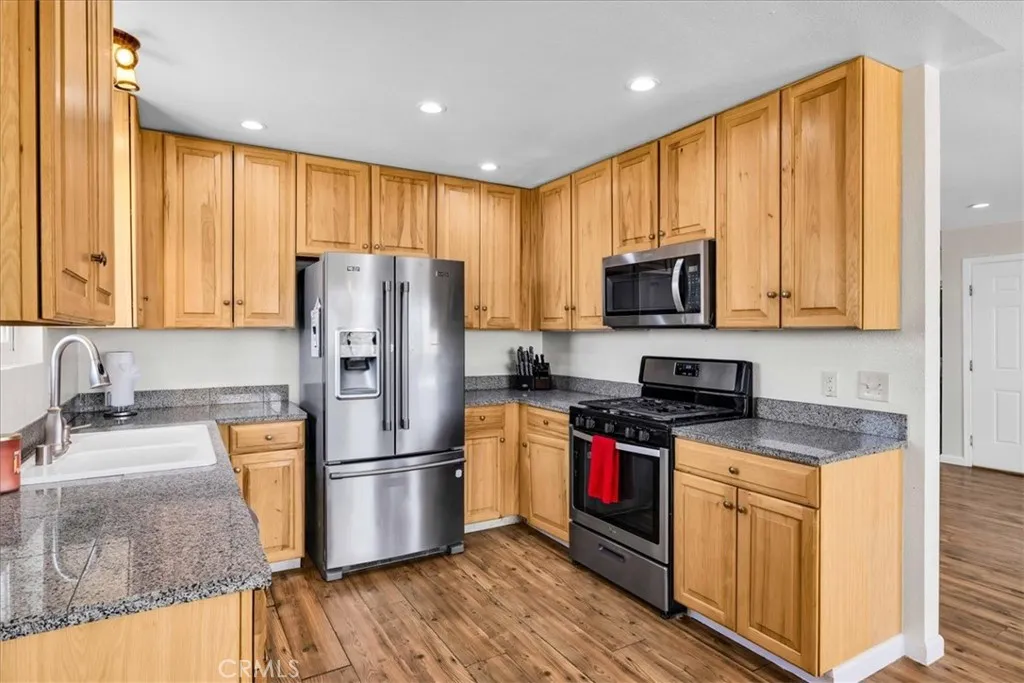 Additional image 12 of 58331 Caliente Street, Yucca Valley, CA 92284