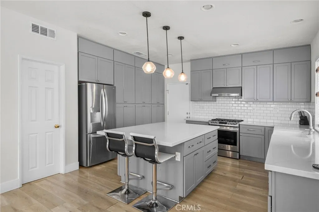 Additional image 14 of 12 Plaza Avila, Lake Elsinore, CA 92532