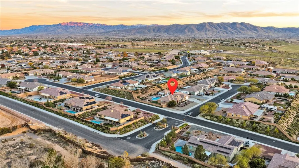 Property image for 12389 Winesap Rd, Apple Valley, CA 92308