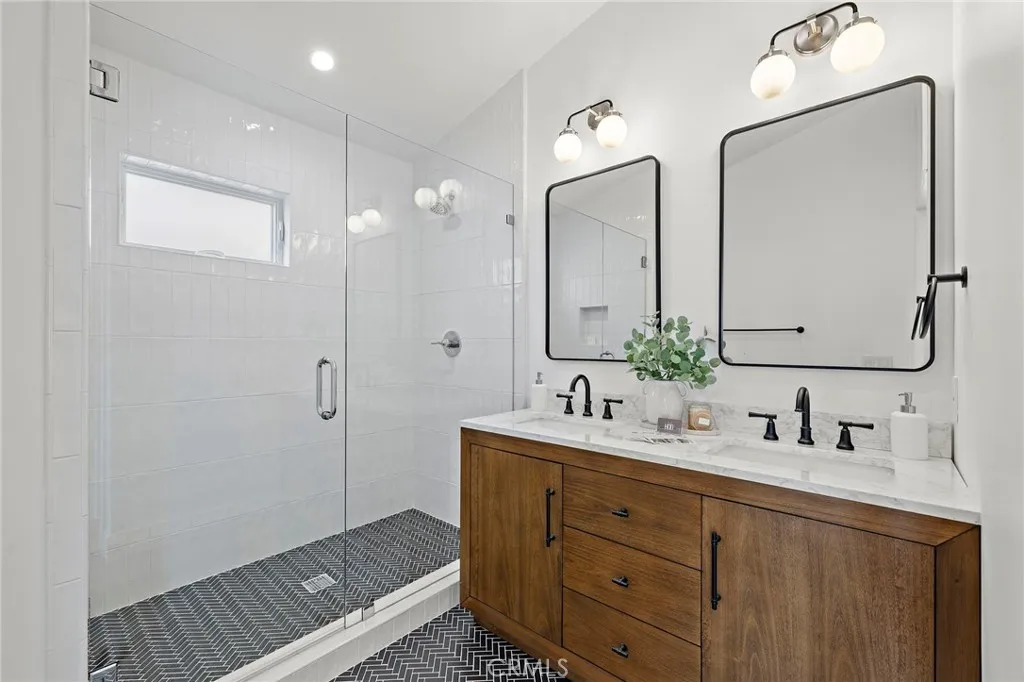 Additional image 15 of 684 Seaview St, Laguna Beach, CA 92651