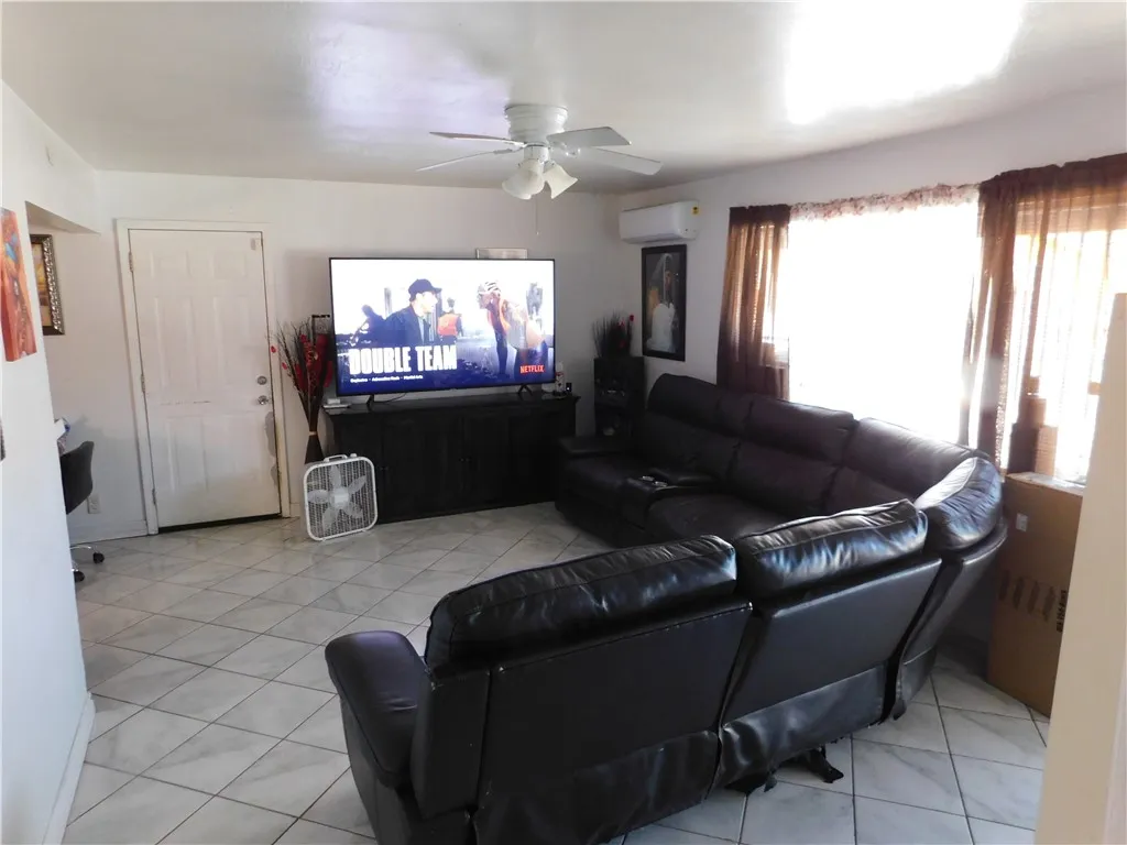 Additional image 9 of 1000 N Mountain View Ave, San Bernardino, CA 92410