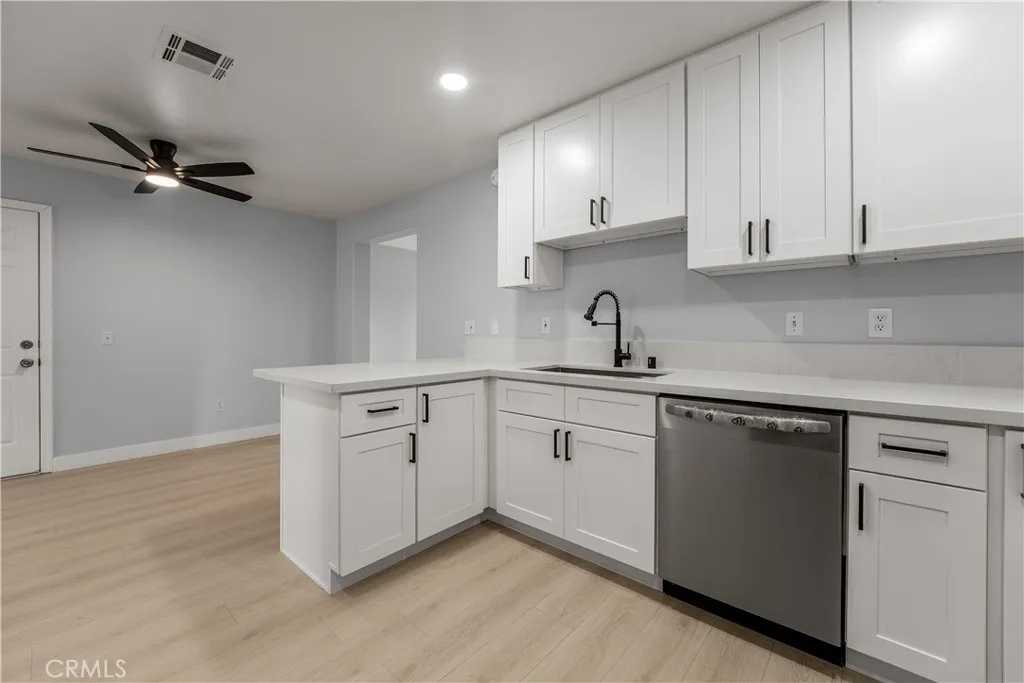 Additional image 14 of 638 N Girard St, Hemet, CA 92544