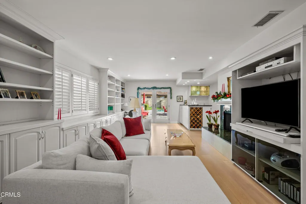 Additional image 16 of 4240 Reyes Drive, Los Angeles, CA 91356