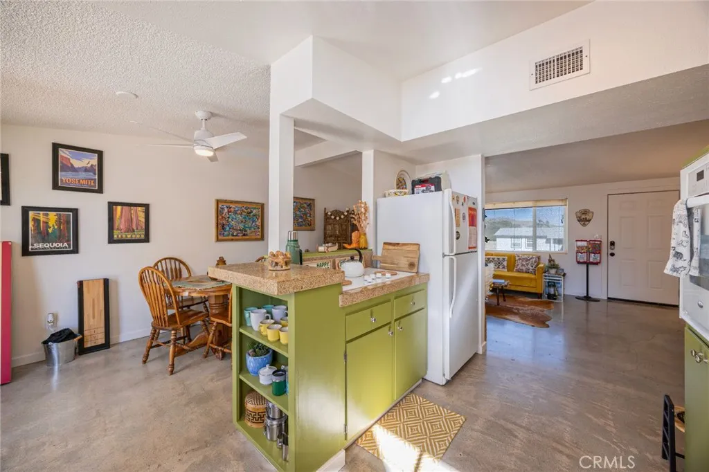 Additional image 19 of 61503 Sunburst Dr, Joshua Tree, CA 92252